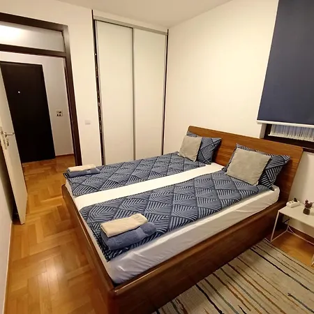 Nooo130 Apartment